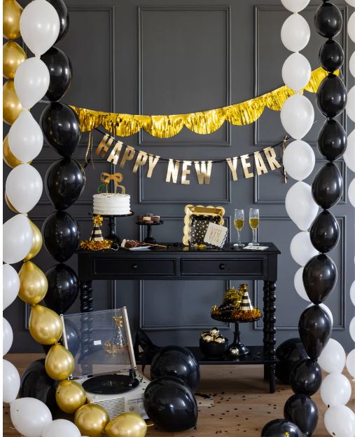 All That Glam New Year's Eve Banner (Set of 2)