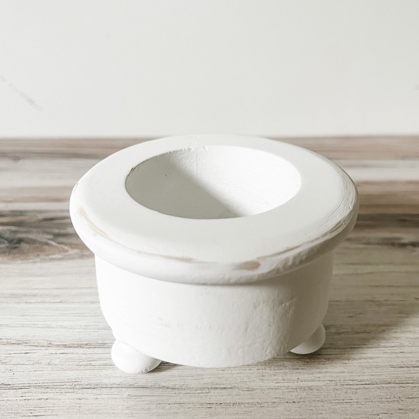 Party & Celebration White - Light Rim Distressing Classy Shot Glass Holder entertaining hosting wood serveware