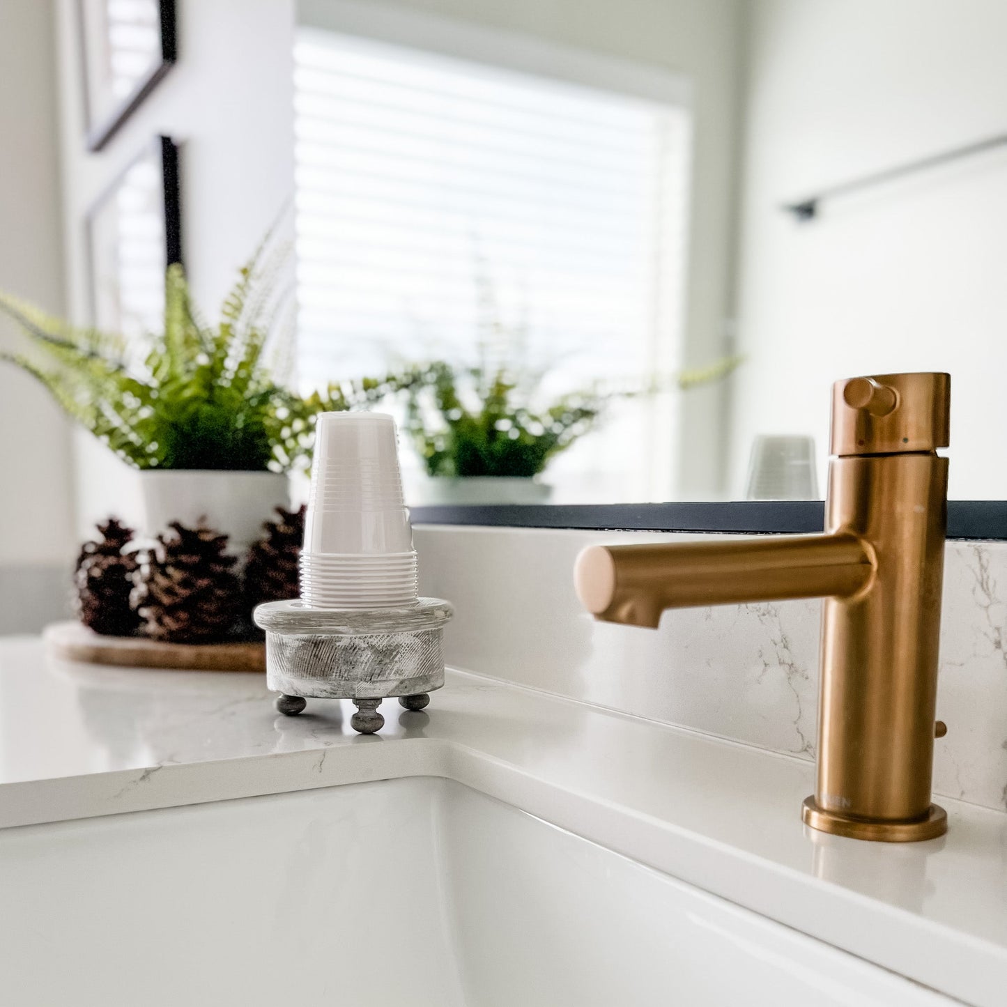 Storage & Organization Vanity Bath Cup Holder entertaining hosting wood serveware
