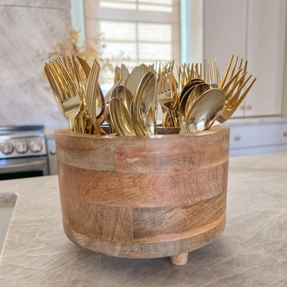 I'm a Natural Utensil Caddy