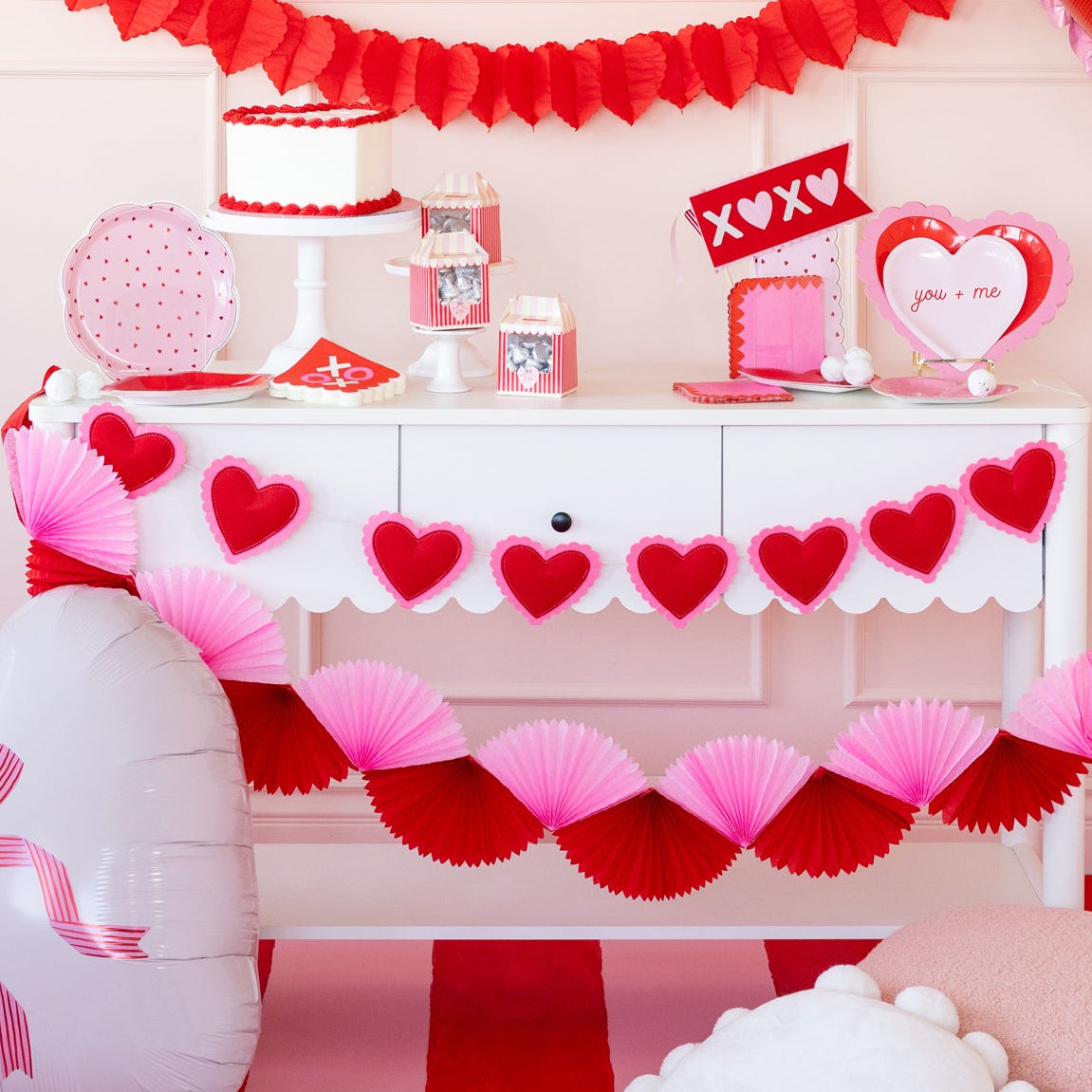Heart Felt Valentines Puffy Heart Banner